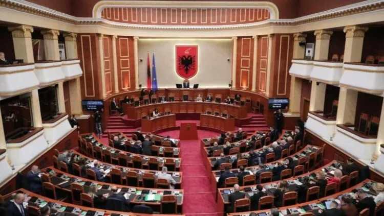 PD kërkon interpelancë urgjente me ministrin e Mbrojtjes: Duam shpjegime për aferën e “KAYO-s”
