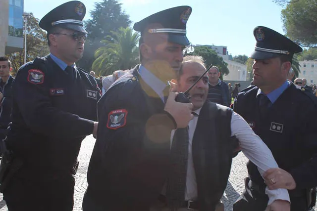 Policia sqaron se çfarë ndodhi me avokatin Altin Goxhaj: U mor nga taksia…