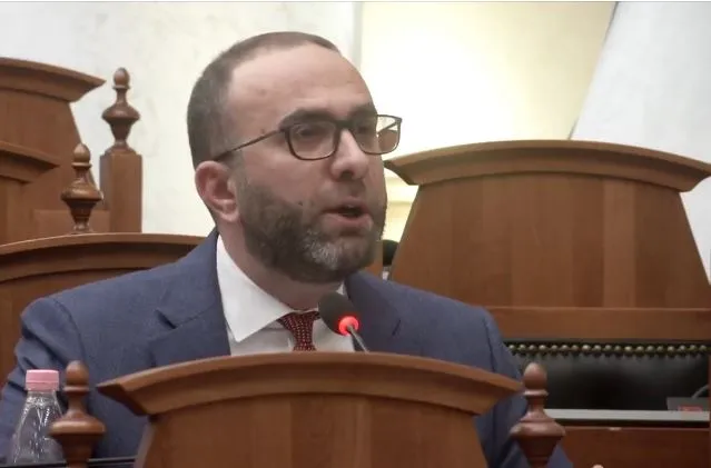 Alarmi për sulme nga Irani, Bardhi: Çështjet e sigurisë s‘janë muhabet kafesh, Rama të japë shpjegime! Lamallari: Antiterrori në komunikimin me ambasadën e SHBA