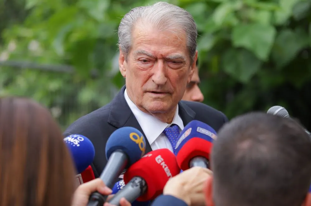Dosja Partizani, Berisha sfidon Ramën: Të vijë të ballafaqohemi në gjykatë! E dini ju si e bëj