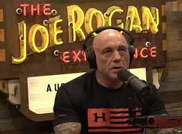 Joe Rogan: Donald Trump e nisi luftën në Iran për të shpërqendruar amerikanët nga dosjet Epstein