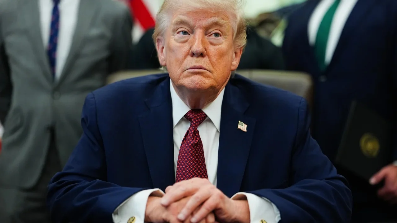 Trump i jep urdhër marinës amerikane: Qëlloni anijet iranine nëse…