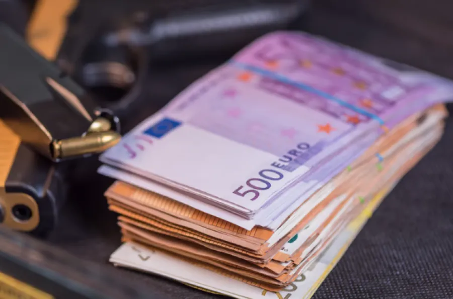 Gazeta zvicerane: Ja si pastrohen në Tiranë milionat e mafies së kokainës