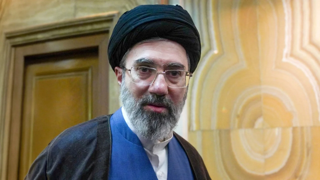 “Khamenei është shpërfytyruar”/ Si është gjendja e liderit të Iranit pas sulmit ajror