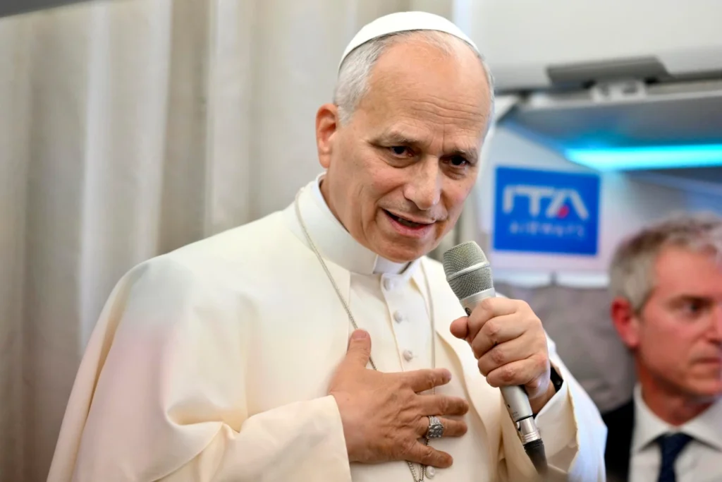 Papa Leoni i kundërpërgjigjet Trumpit: Do vazhdoj të flas kundër luftës
