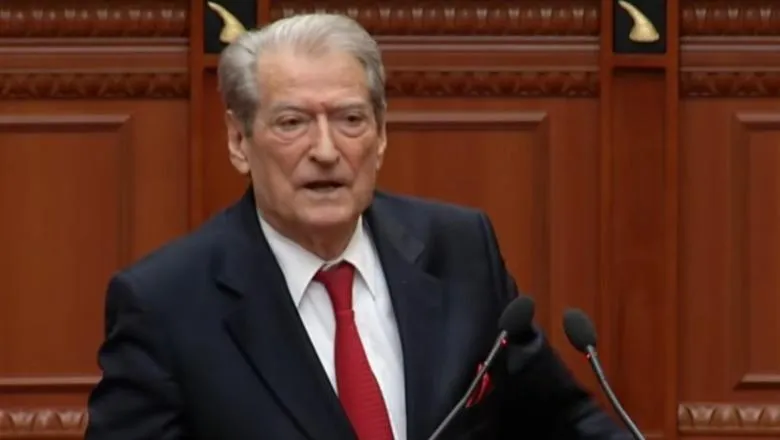 Berisha në seancë: Rama i ka futur thikë pas shpine procesit të integrimit europian