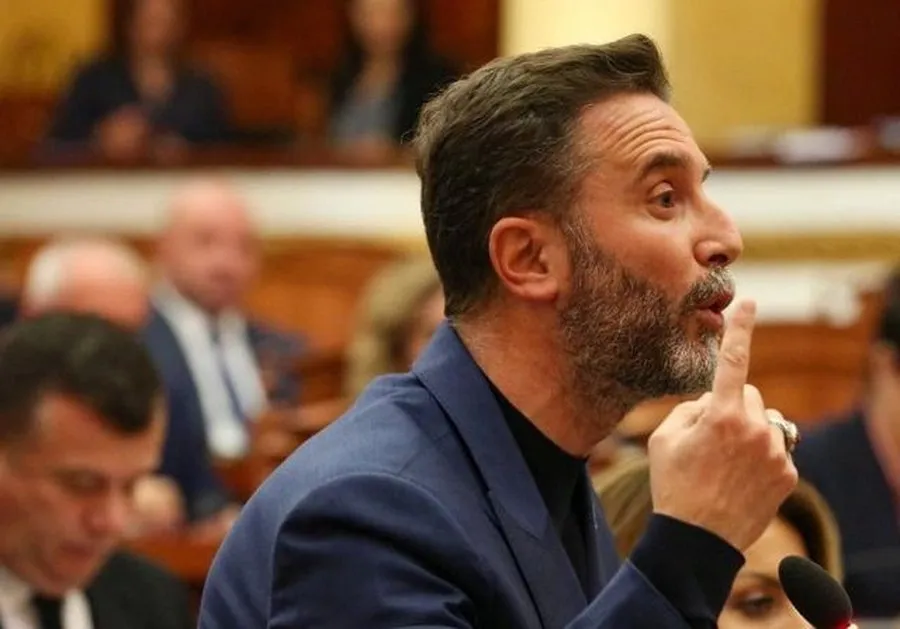 “Nuk dua qokë, por proces demokratik” Braçe për Bashkinë e Tiranës: PS e ka kaluar fazën që përjashtonte njerëzit që mendonin ndryshe