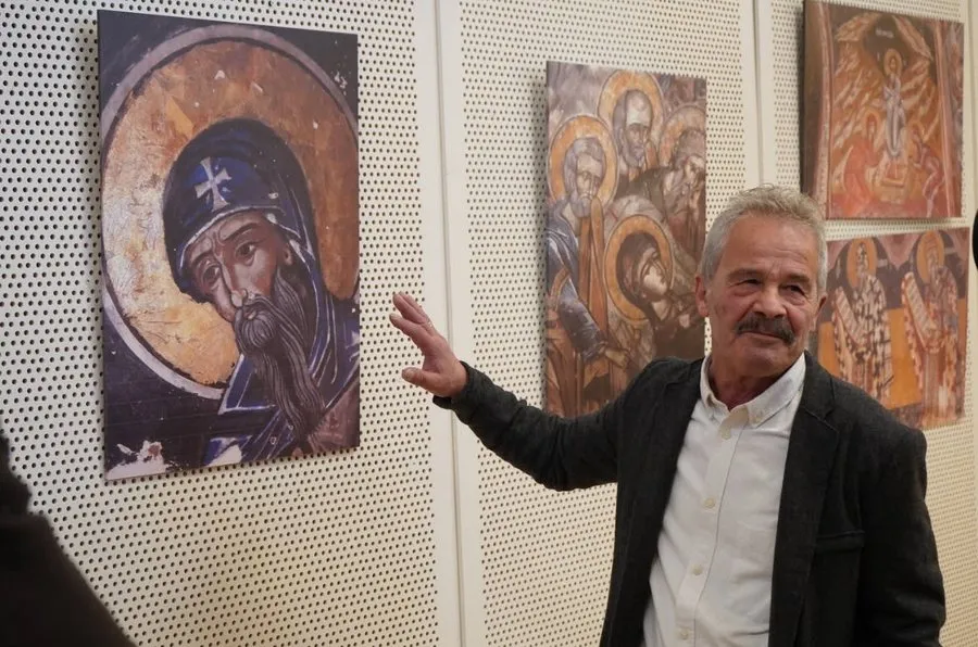 Arti shqiptar në zi! Mbyll sytë përgjithmonë restauratori i kishave dhe xhamive, Jani Zoica humb betejën me sëmundjen e rëndë