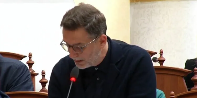 Braçe “live” në Kuvend: Ministri më tha “s’dua të bëj interpelancë me ty!”