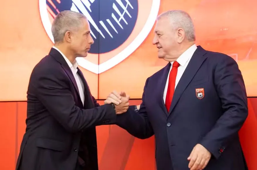 Sylvinho i dha lamtumirën Kombëtares, mediat braziliane zbulojnë prapaskenat: Vendimi u mor nga…