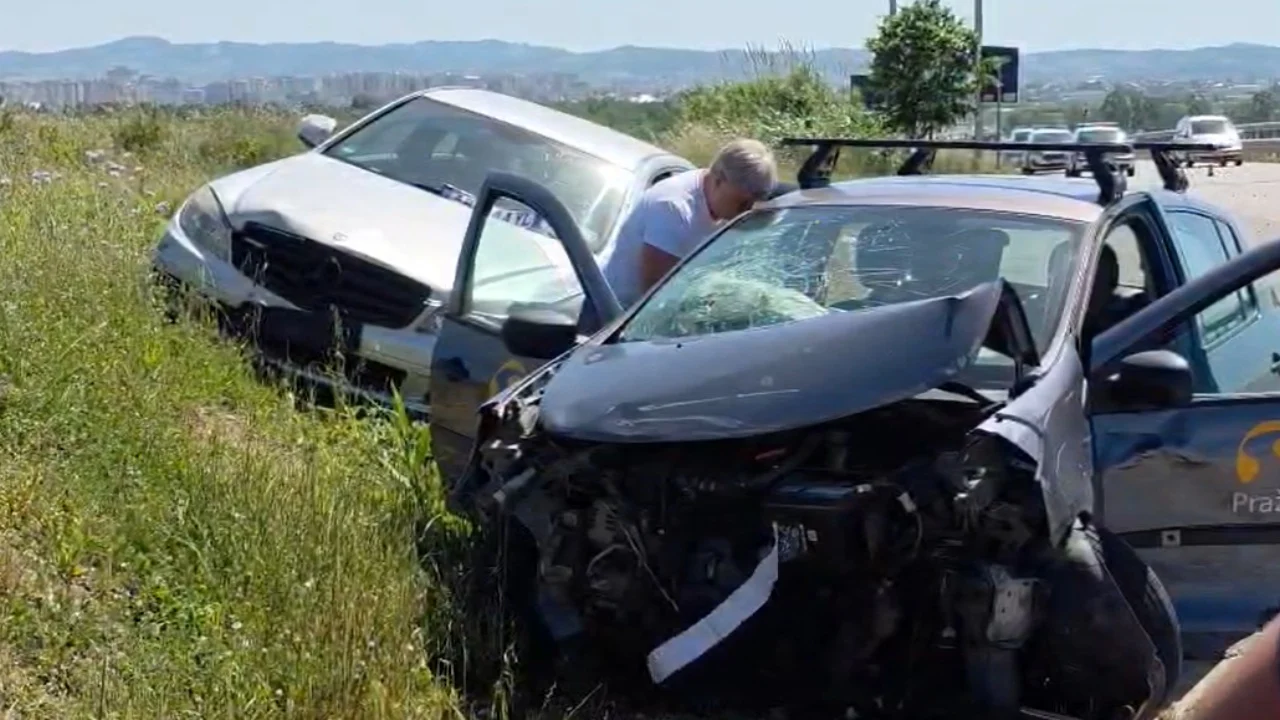 Aksident në Fier, disa persona të plagosur