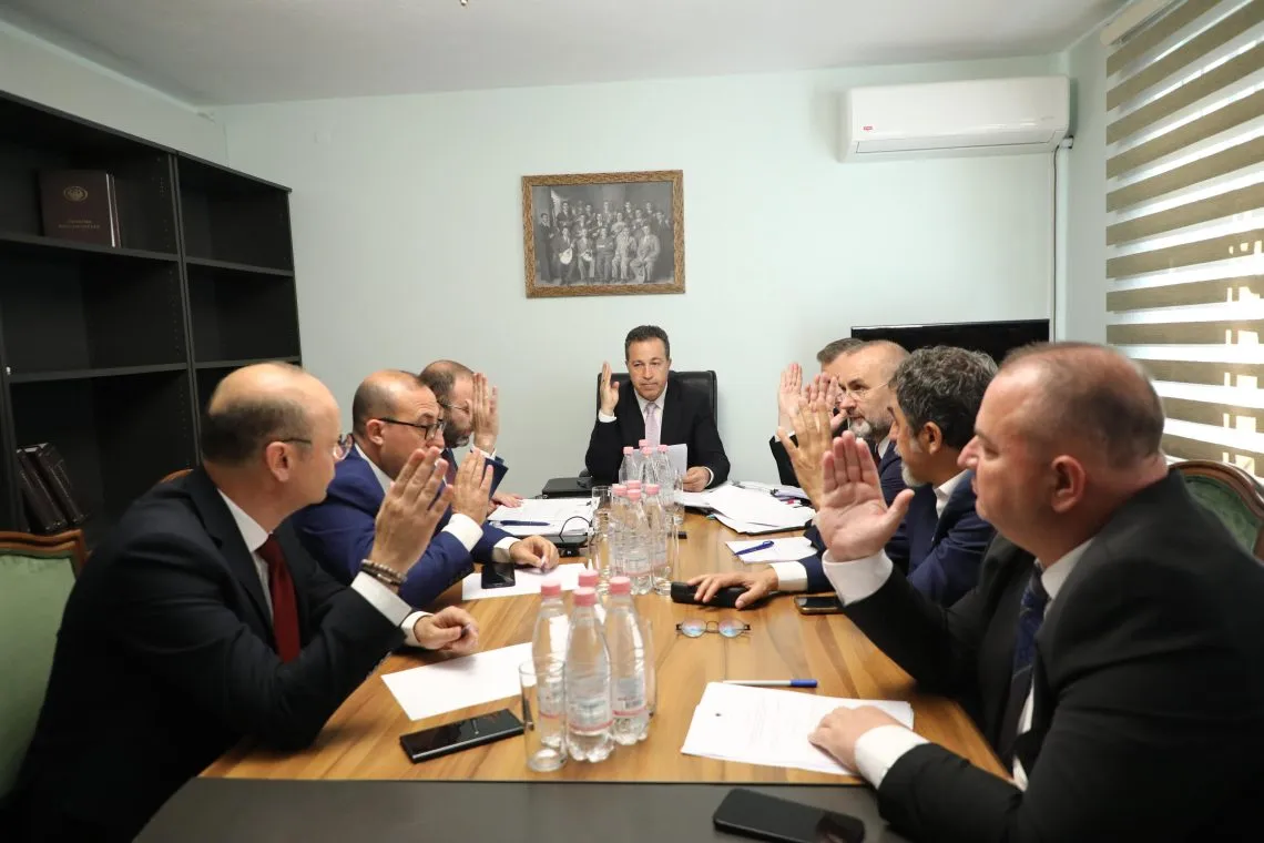 Marrëveshja për Rregulloren e Kuvendit/ Çfarë fitoi PS dhe çfarë arriti të sigurojë PD