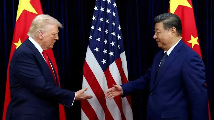 Trump mbërrin në Kinë, do të takohet me presidentin kinez