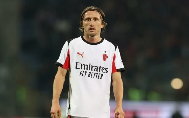 “Alarm” te Milani, pa Champions rrezikohet largimi i Modric dhe trajnerit Allegri