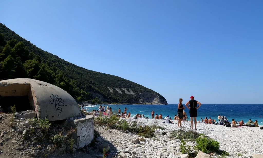 Jo vetëm Zvërneci: Çfarë fshihet vërtet pas resortit të Kushner në Sazan
