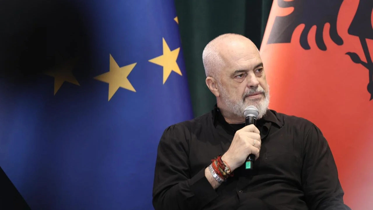 Rama shpjegohet para gazetarëve të BE për protestat: U kërkova dialog, por refuzuan të bisedojnë