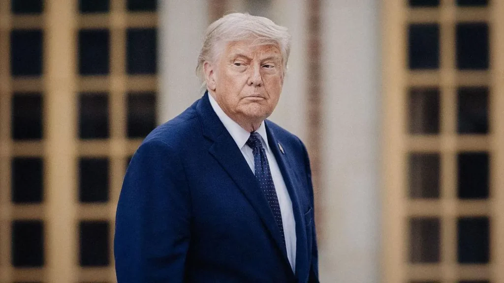 Lufta me Iranin, Senati amerikan miraton rezolutën që kufizon kompetencat e presidentit Trump