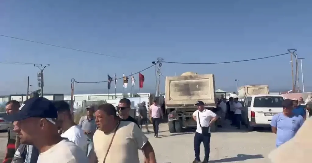 Tensionet në Aeroportin e Vlorës, punonjësit e MABCO-s nuk lejohen të hyjnë në kantier