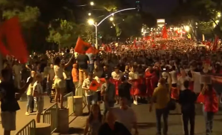 Detaje nga protesta: Marshimi pritet të zgjasë më shumë se zakonisht