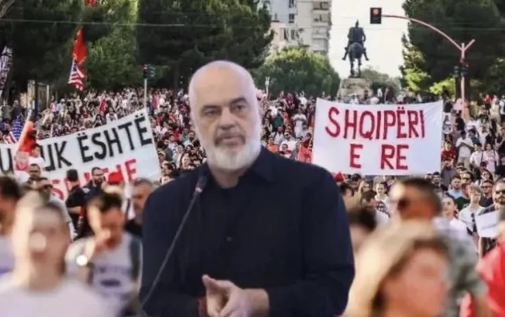 “Financohen”- Rama sulmon protestuesit nga Kosova dhe akuzon LVV: E përfshirë në këtë çorbë dreqërish