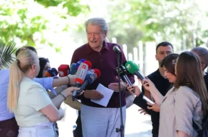 Berisha flet për përplasjen e Koçekut me Bajrat: Rama funksionon vetëm me ligjin e mafies!