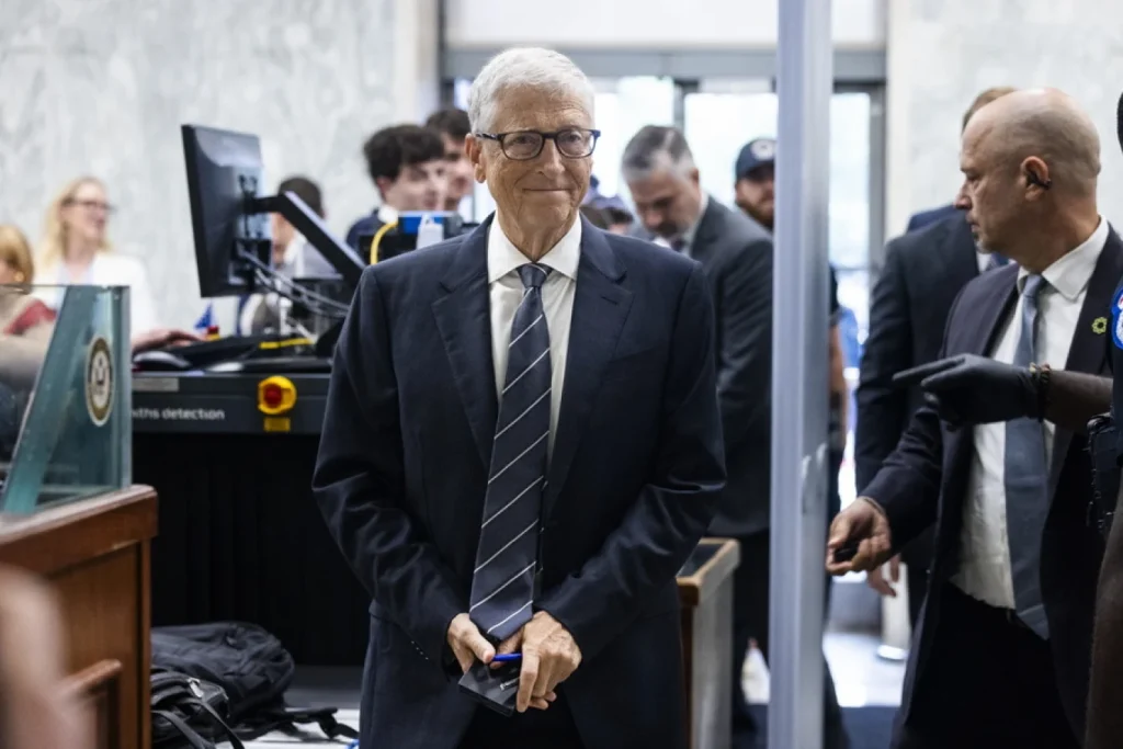 Bill Gates dëshmon para Kongresit për lidhjet me Jeffrey Epstein