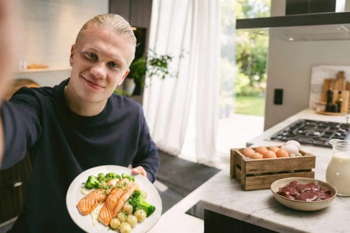 Dieta “vikinge” e Erling Haaland: Zemër, mëlçi dhe qumësht i papasterizuar