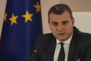 “Kështjellë mbi drejtësinë”: Projektligji i ri për Bankën e Shqipërisë pritet me kritika