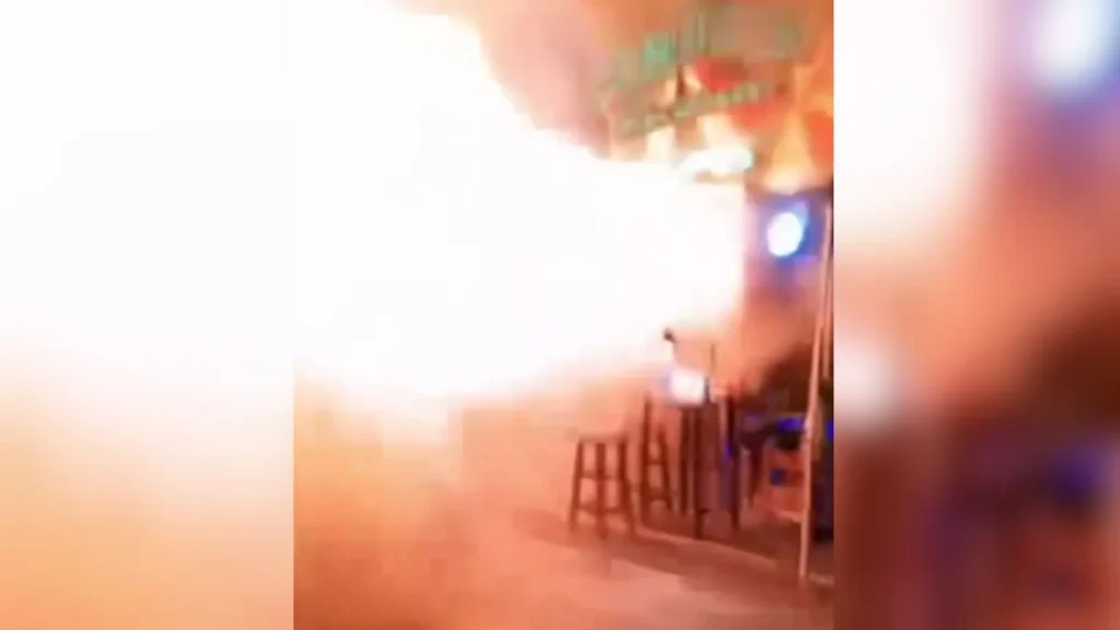 Flakët përfshinë një bar në Bangkok, 27 të vdekur nga zjarri! Si ndodhi tragjedia