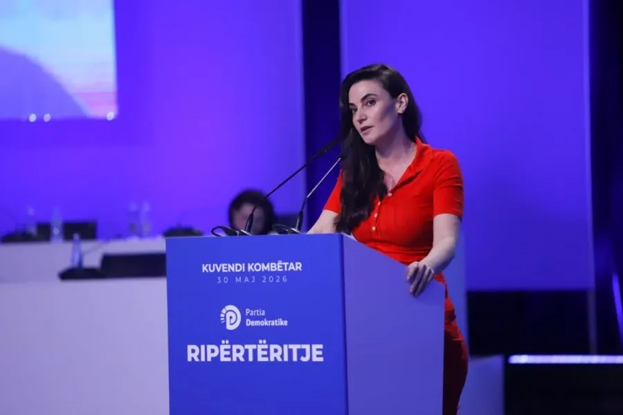 Julia Emiri zgjidhet kryetare e Këshillit Kombëtar të PD