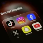 Franca ndalon rrjetet sociale për fëmijët nën 15 vjeç