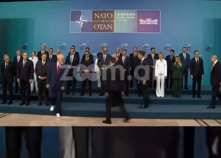 Momenti kur Rutte tallet me atletet e Ramës në Samit