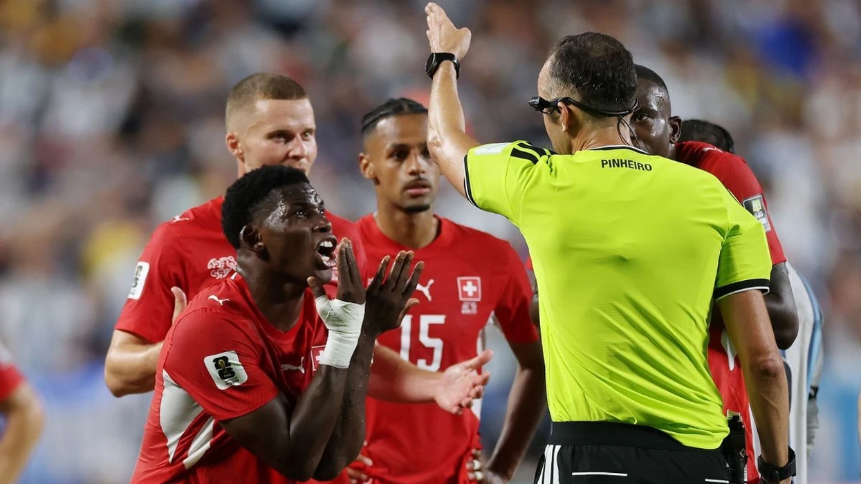 Embolo reagon pas kartonit të kuq ndaj Argjentinës: Ende nuk ka fjalë…