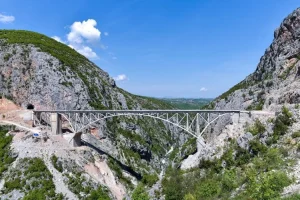 ARRSH hap tenderin 5.24 milionë euro për lidhjen e Unazës Verilindore me Rrugën e Arbërit