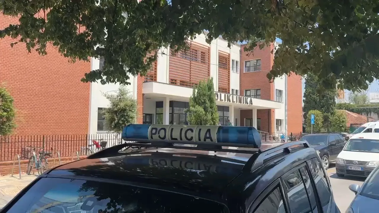 Plagoset me thikë një person në Shkodër