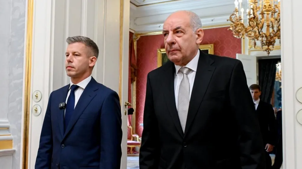 Parlamenti i Hungarisë voton për shkarkimin e presidentit nga detyra