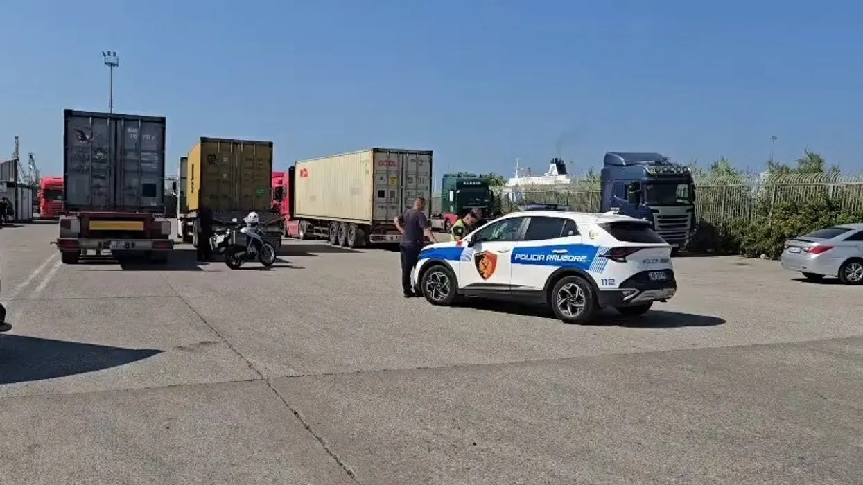 Aksident fatal në Portin e Durrësit, humb jetën një person (EMRI)